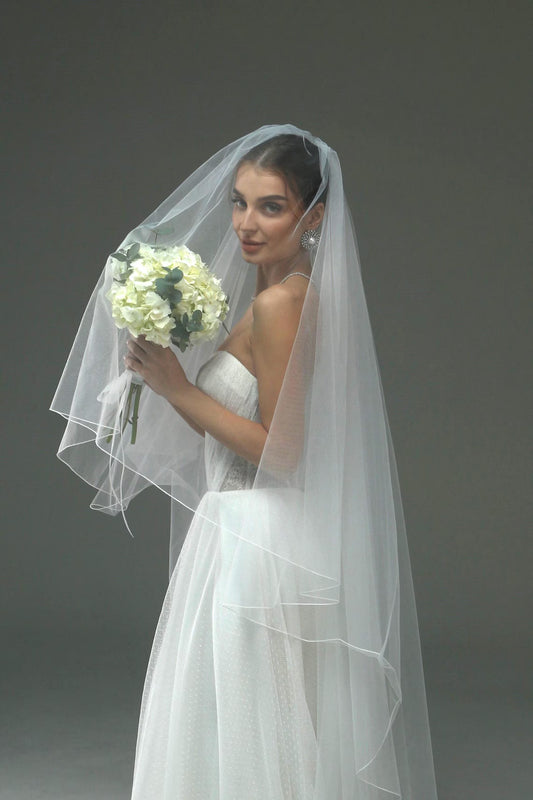 Two-Tier Pencil Edge Veil with Blusher