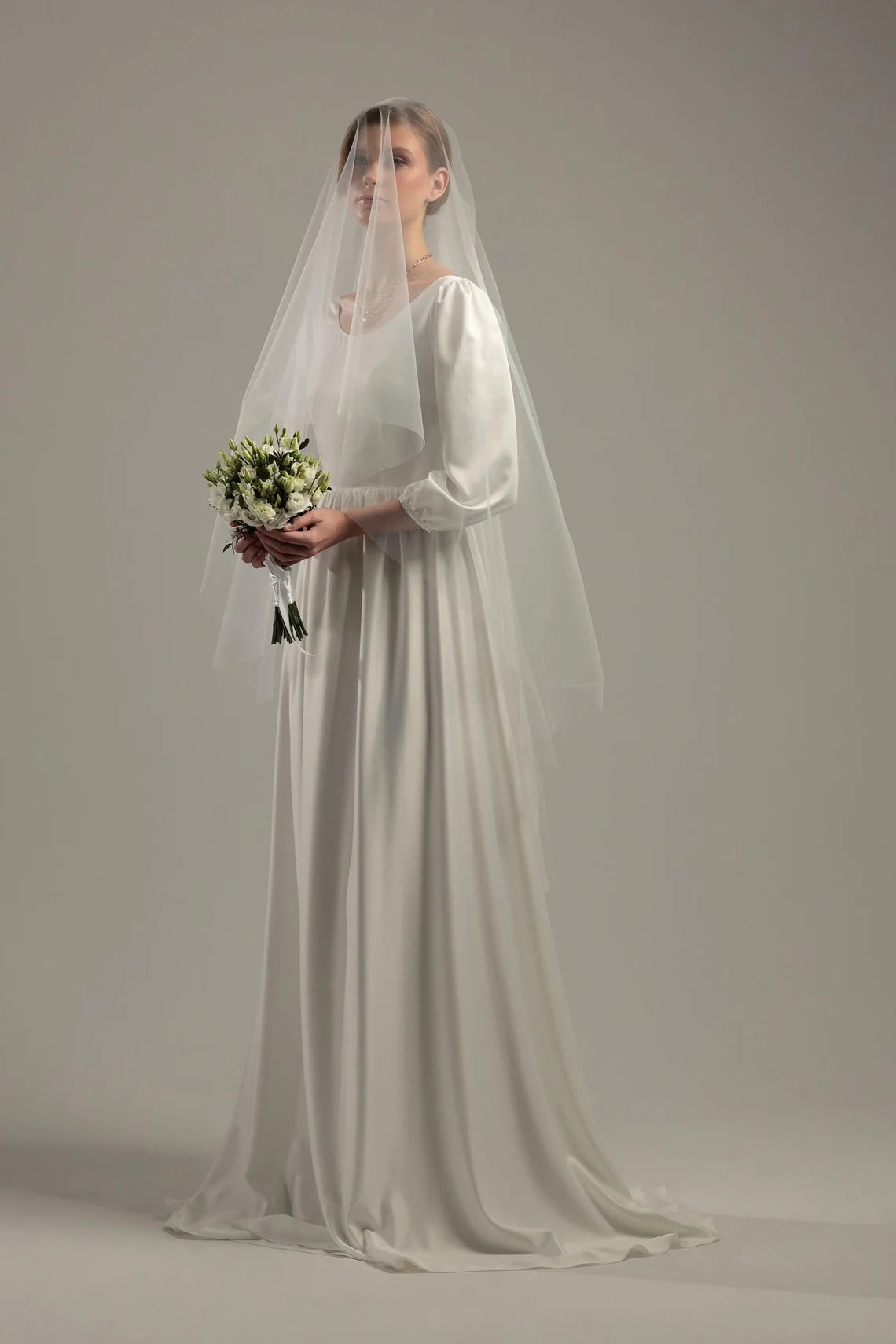 Two-Tier Cut Edge Veil with Blusher