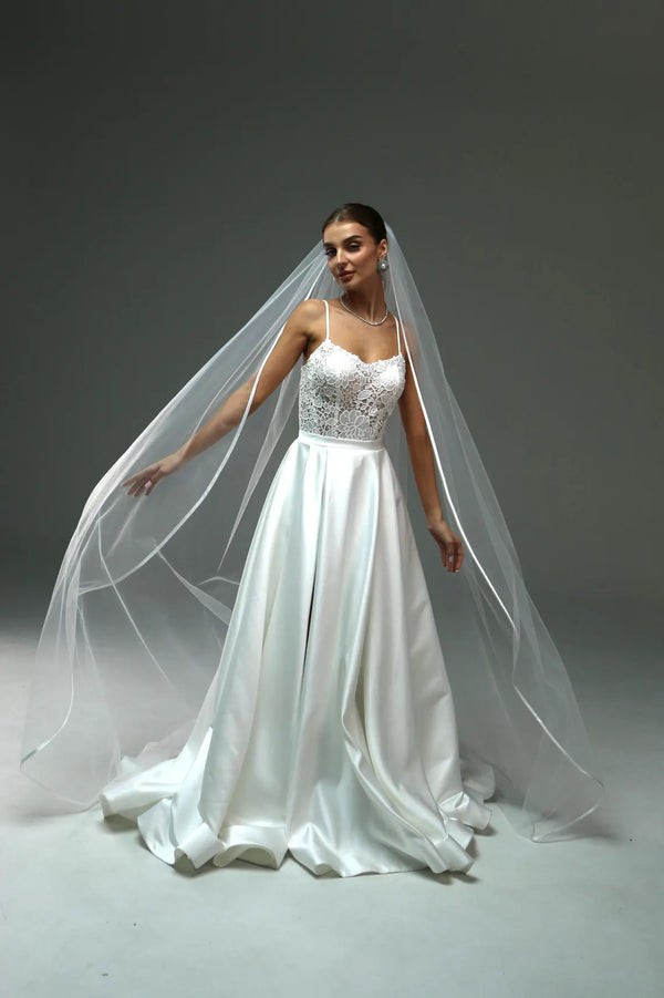 Elegant Satin Edge Wedding Veil