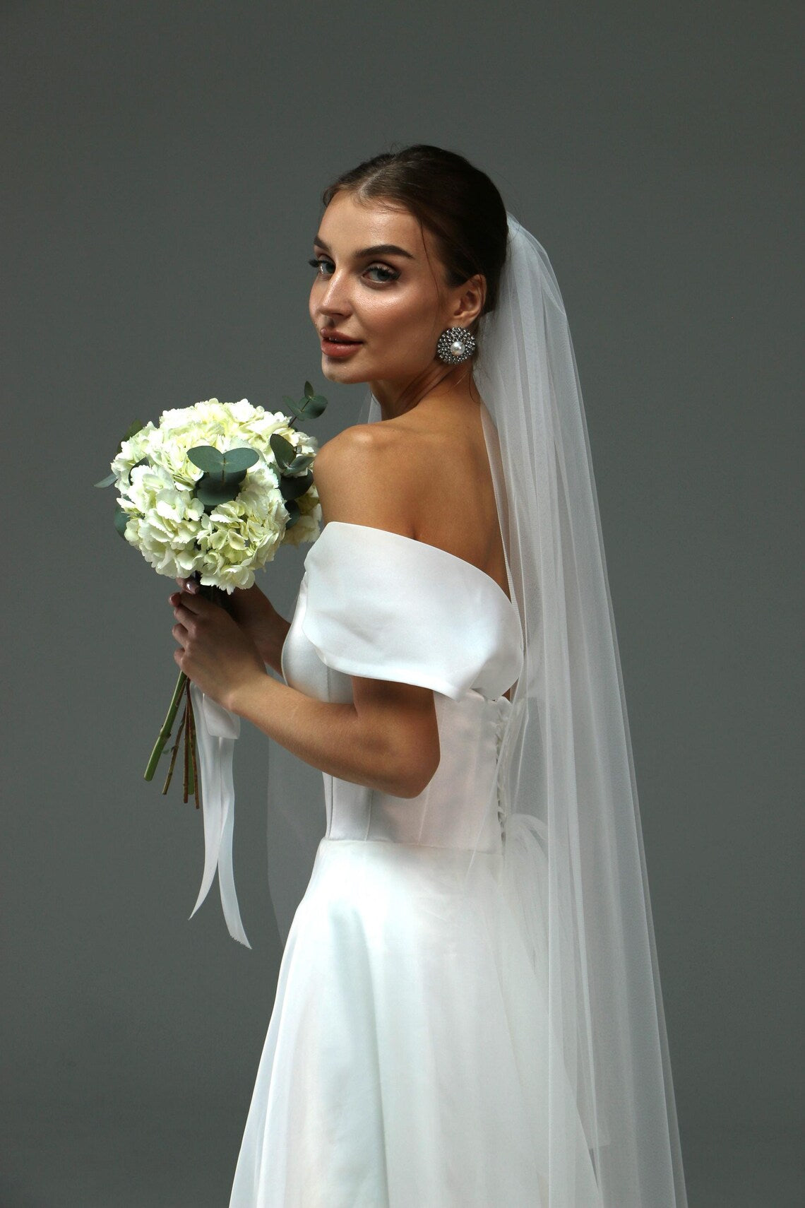 Soft Single-Tier Bridal Veil
