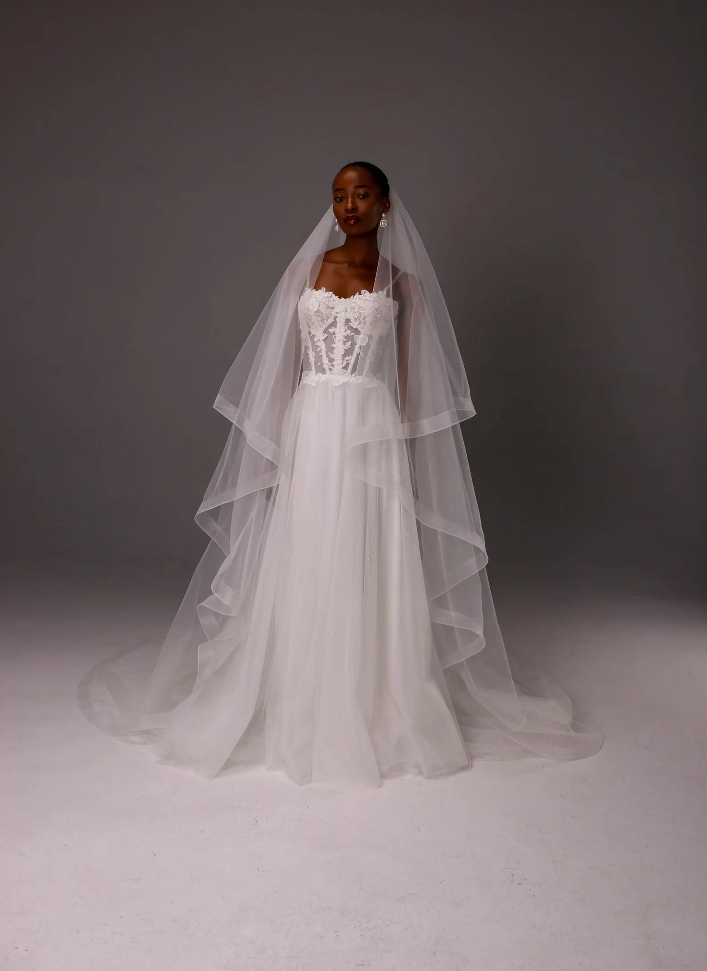 Crinoline Edge Veil with Blusher