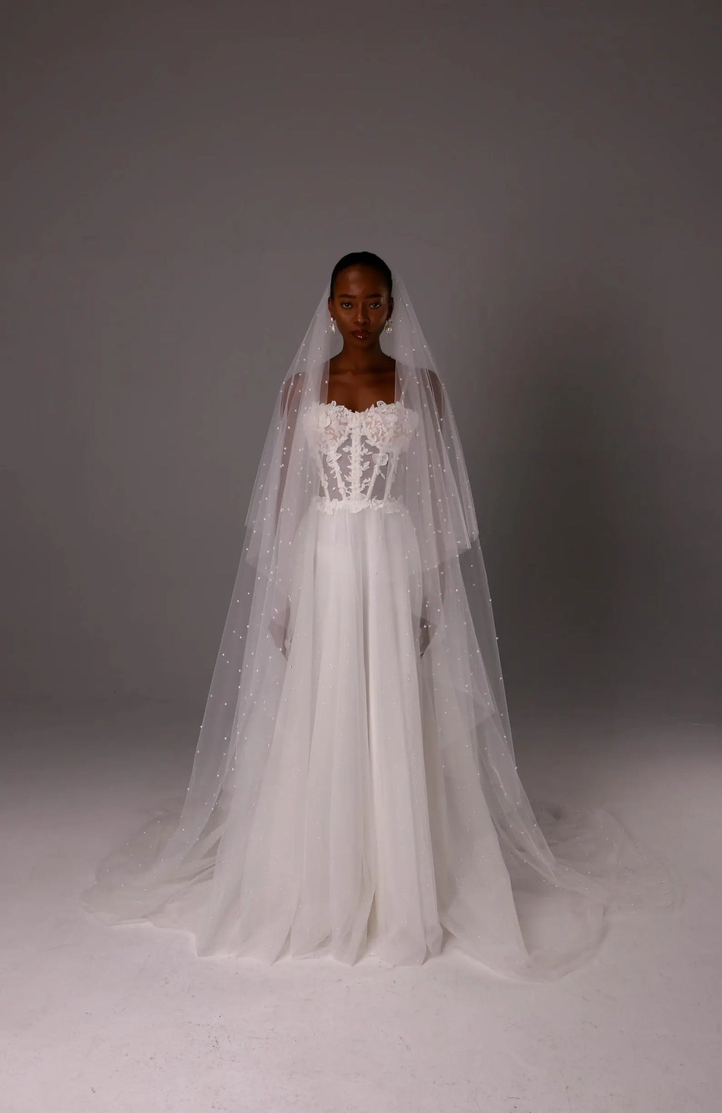 Two-Layer Pearl Veil with Blusher