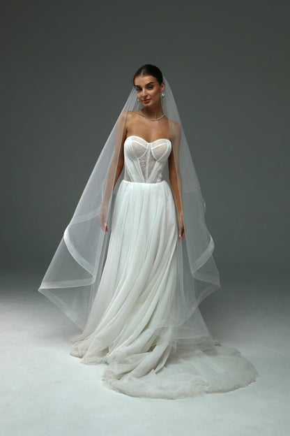 Soft Horsehair Trim Veil with Blusher