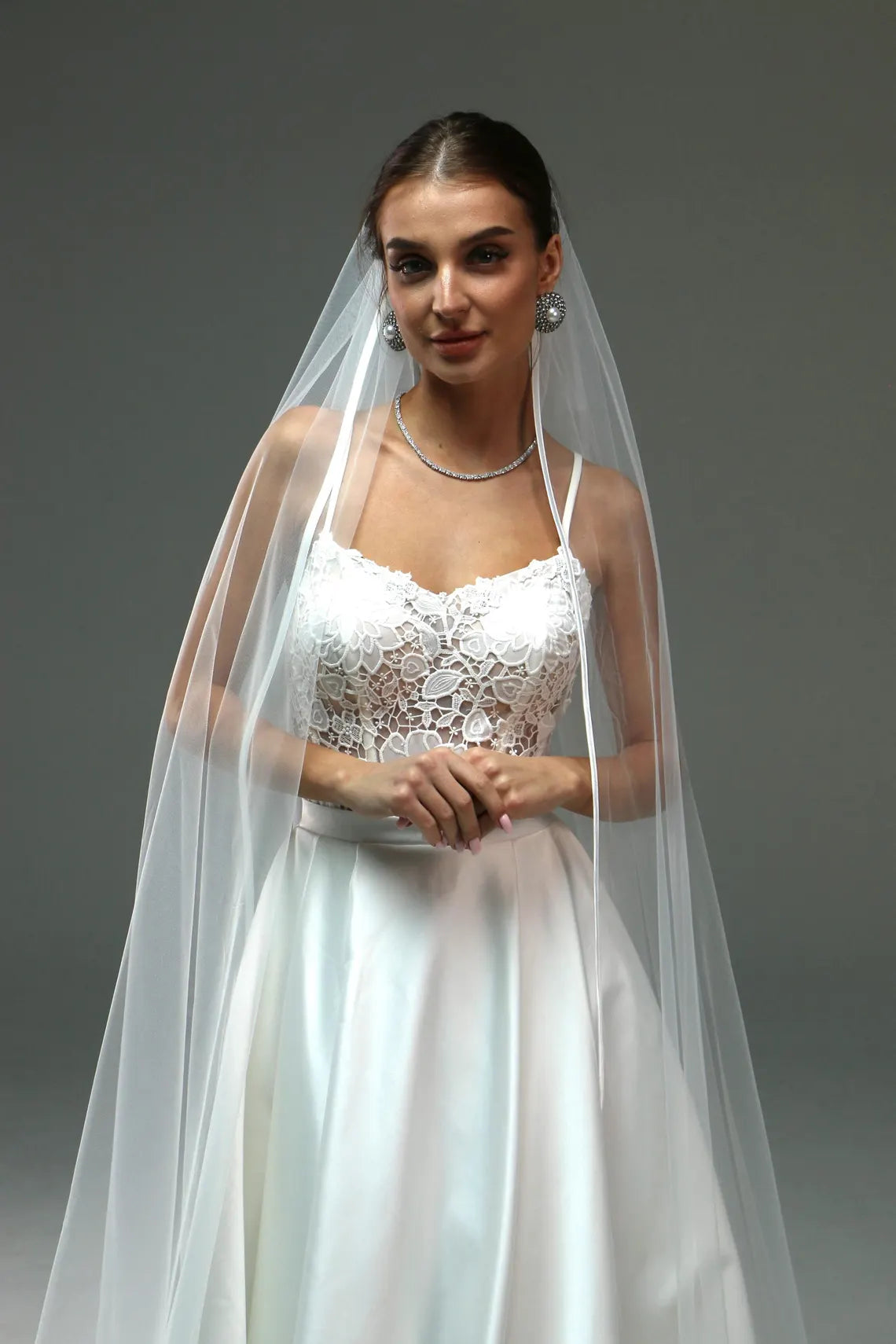 Elegant Satin Edge Wedding Veil