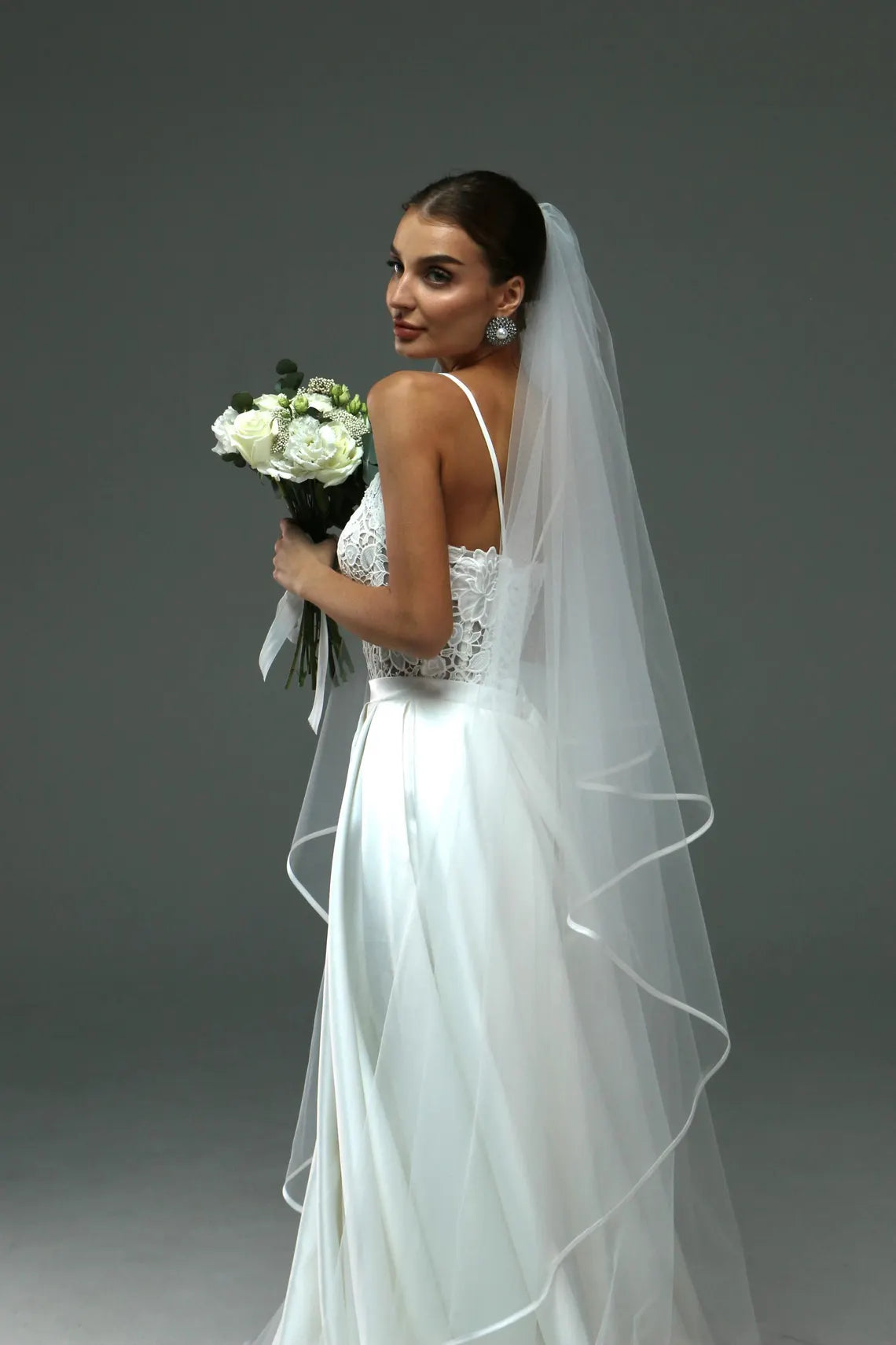 Satin Trim Veil with Blusher