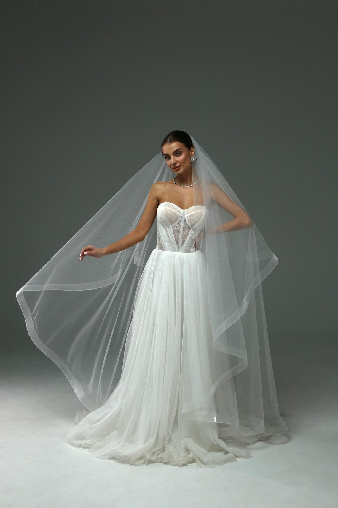 Soft Horsehair Trim Veil with Blusher