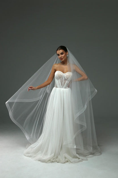 Soft Horsehair Trim Veil with Blusher