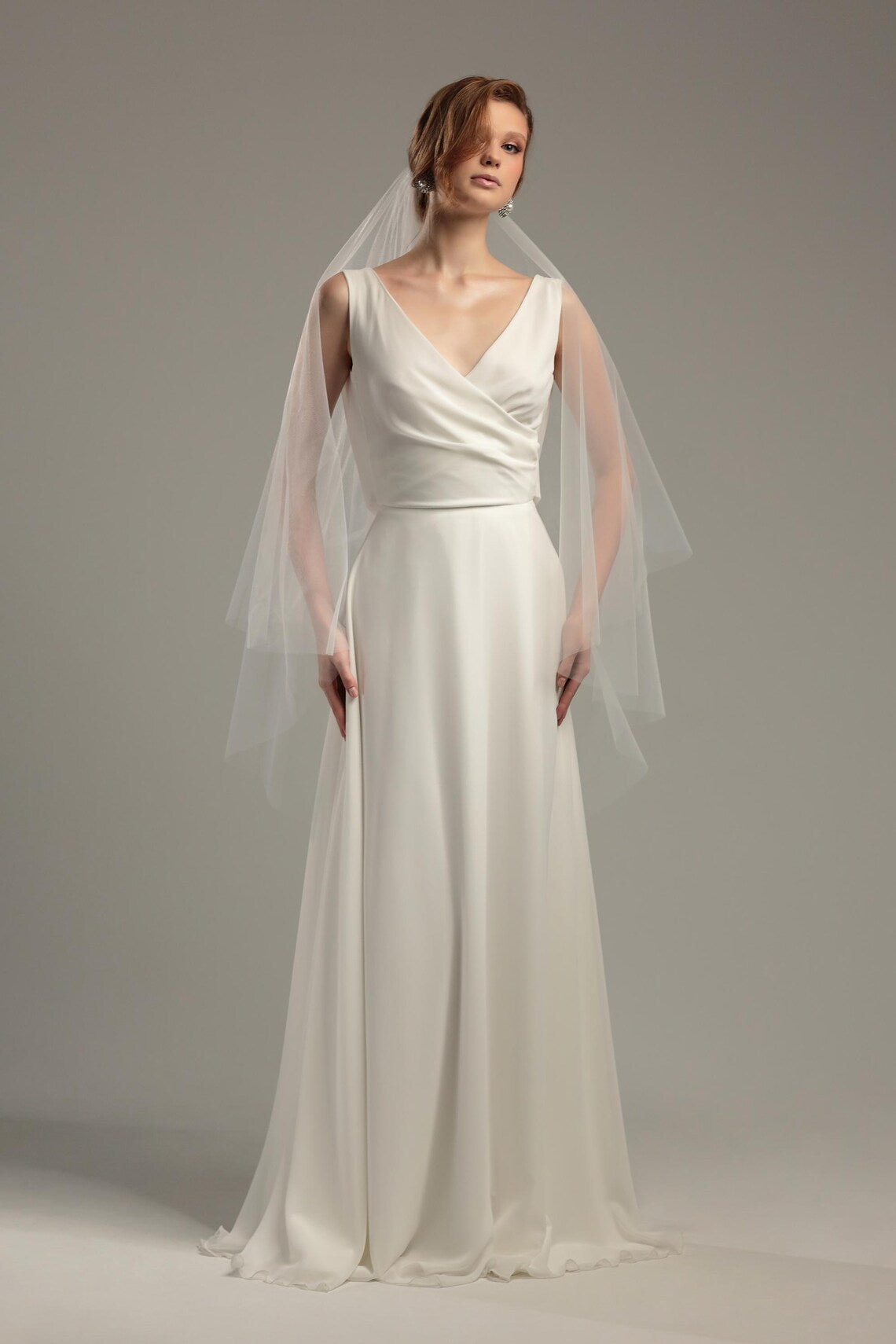 Two-Tier Simple Tulle Veil with Blusher