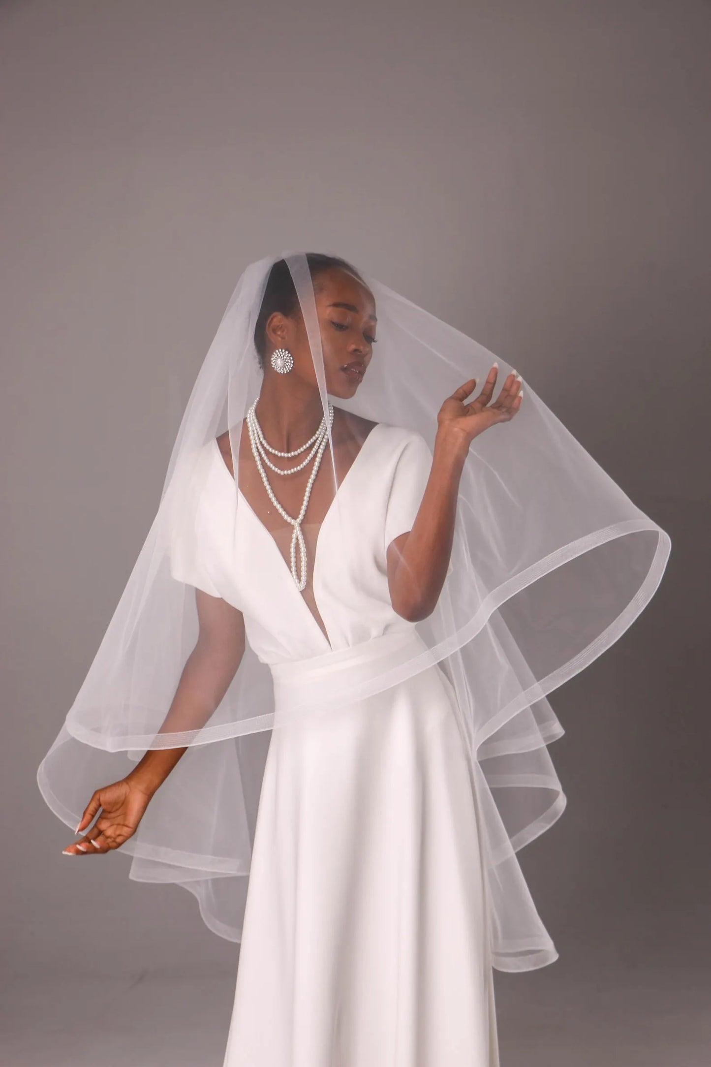 Two-Tier 1-Inch Horsehair Trim Veil