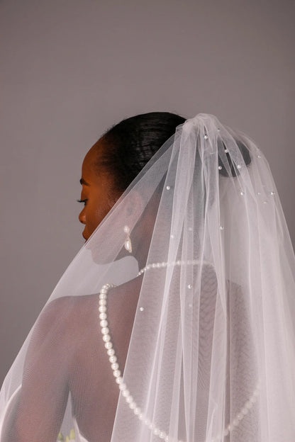 Satin Trim Two-Tier Bridal Veil