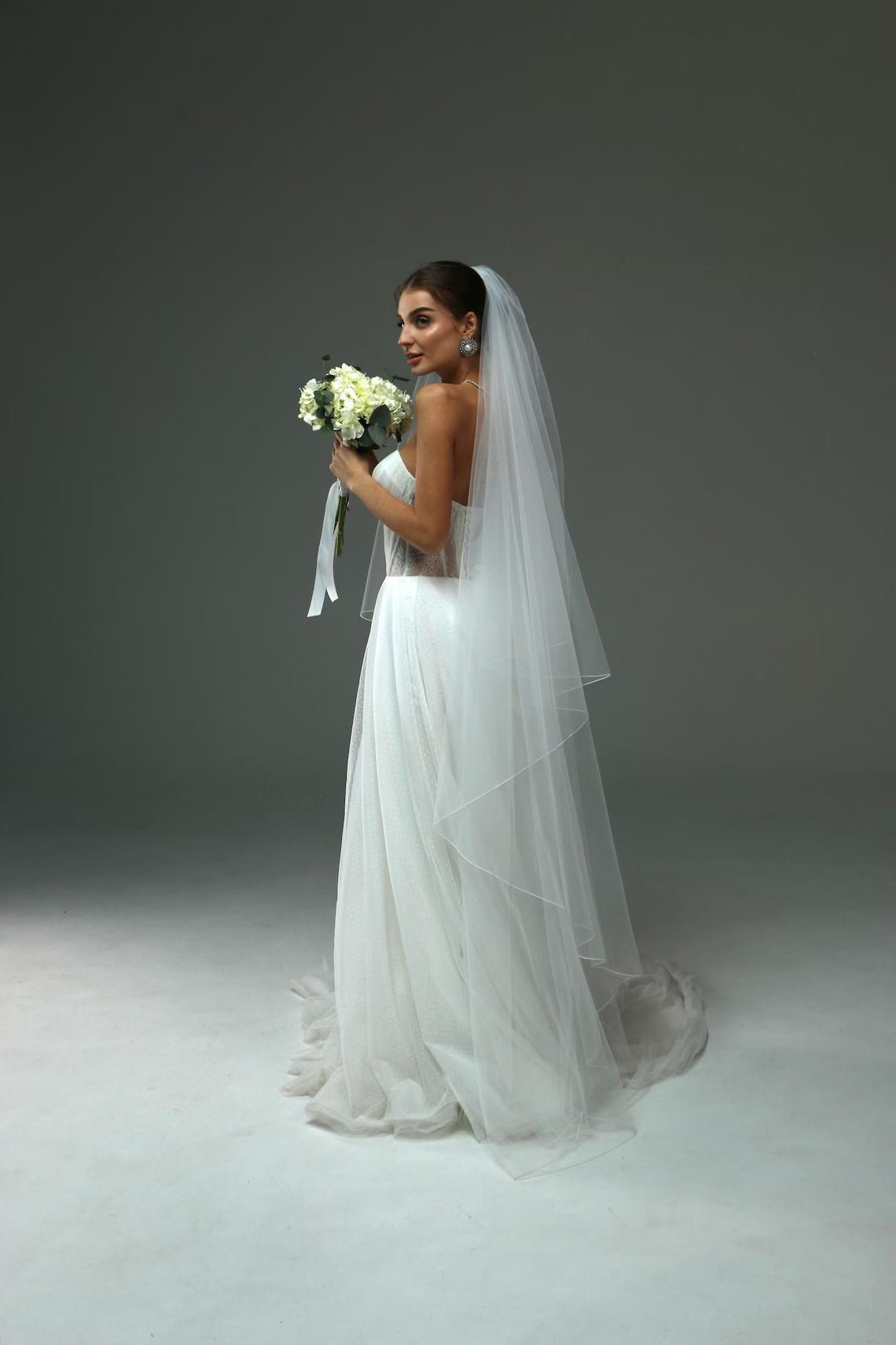 Two-Tier Pencil Edge Veil with Blusher