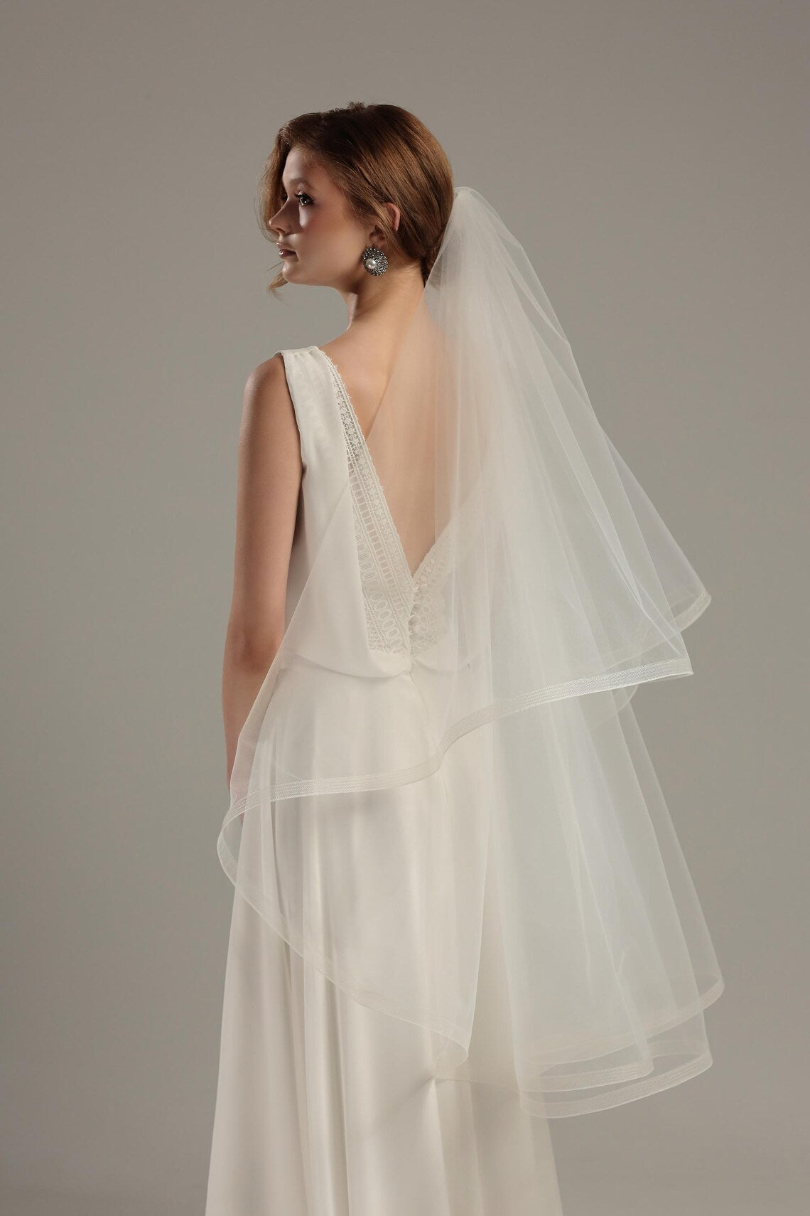 Horsehair Trim Crinoline Edge Veil with Blusher