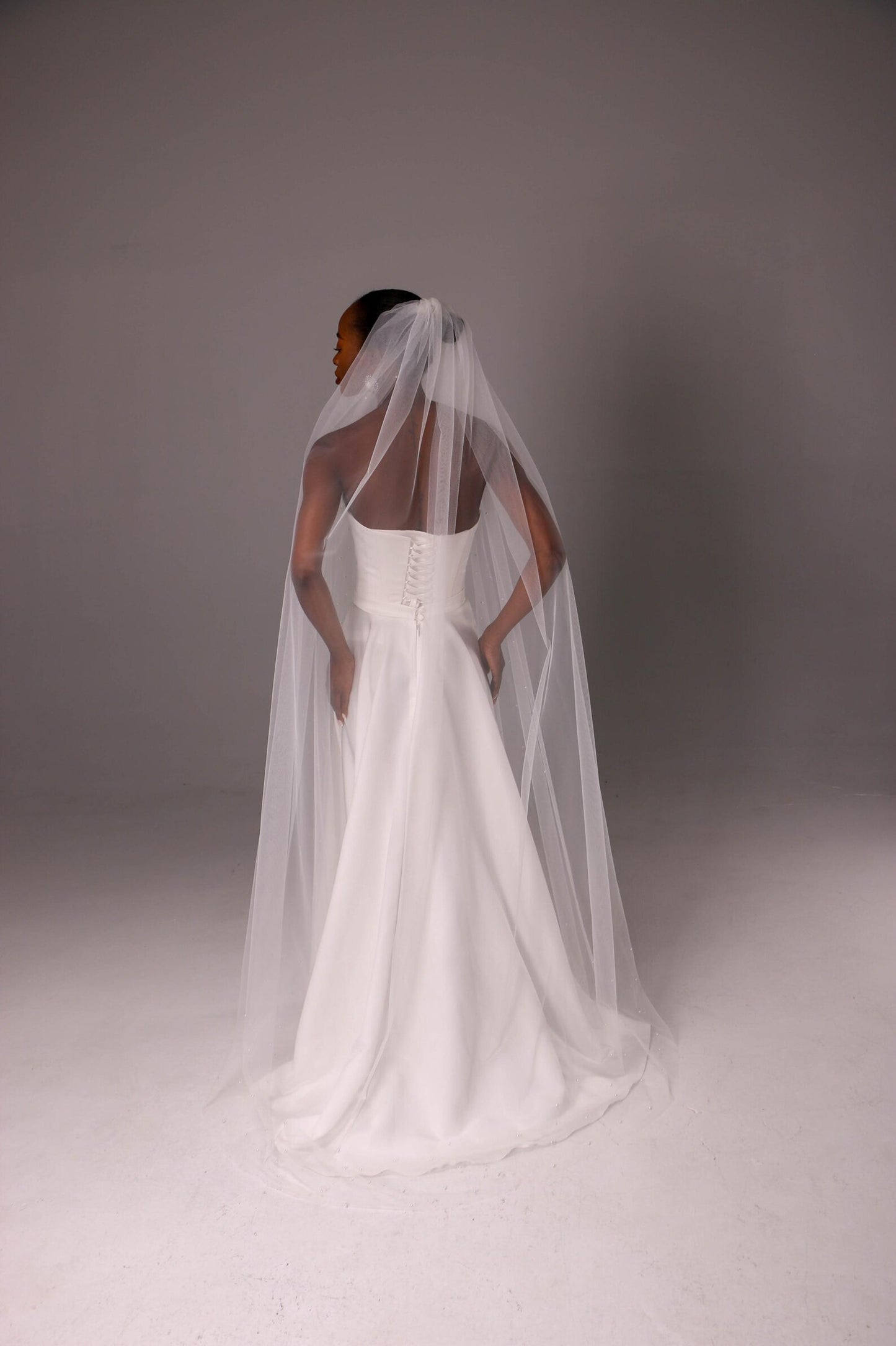 One-Layer Pearl Edge Bridal Veil