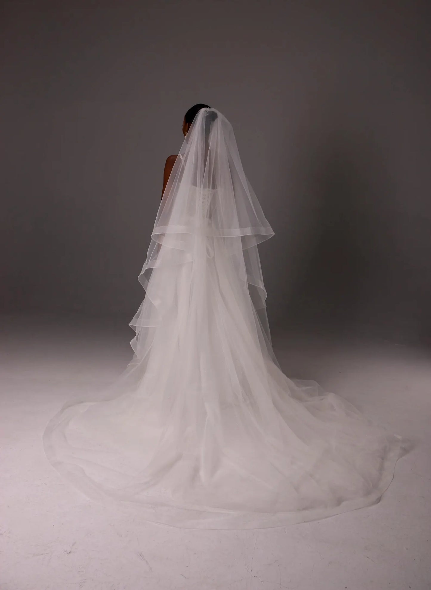Crinoline Edge Veil with Blusher