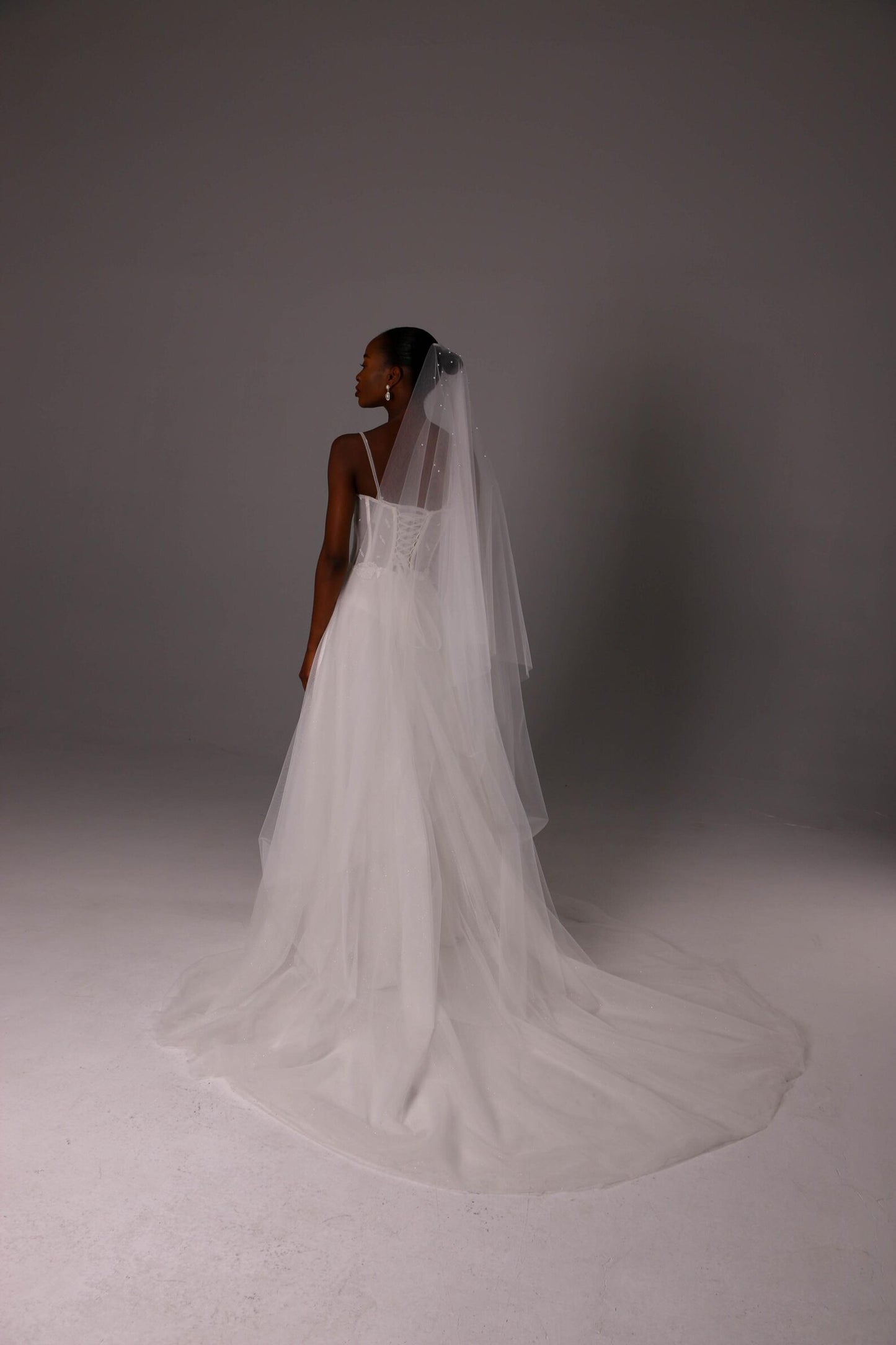 Soft Raw Edge Blusher Veil