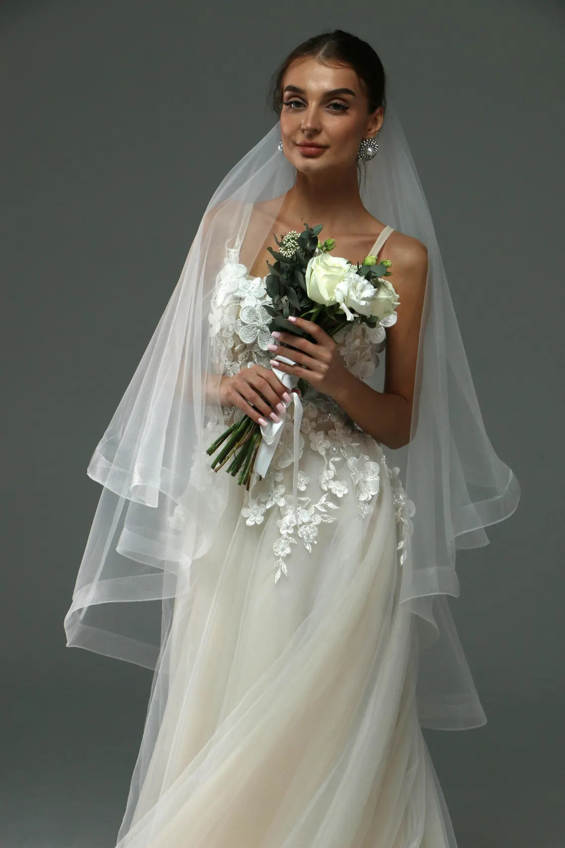 Horsehair Edging Veil with Blusher