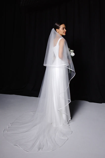 Satin Ribbon Edge Veil with Blusher