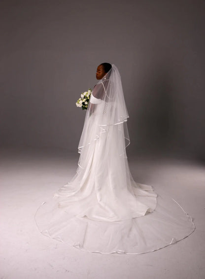 Satin Trim Two-Tier Bridal Veil
