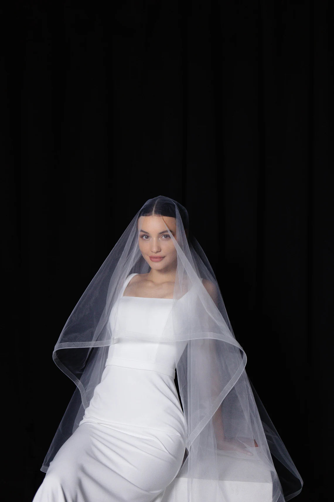 Crinoline Edge Veil with Blusher