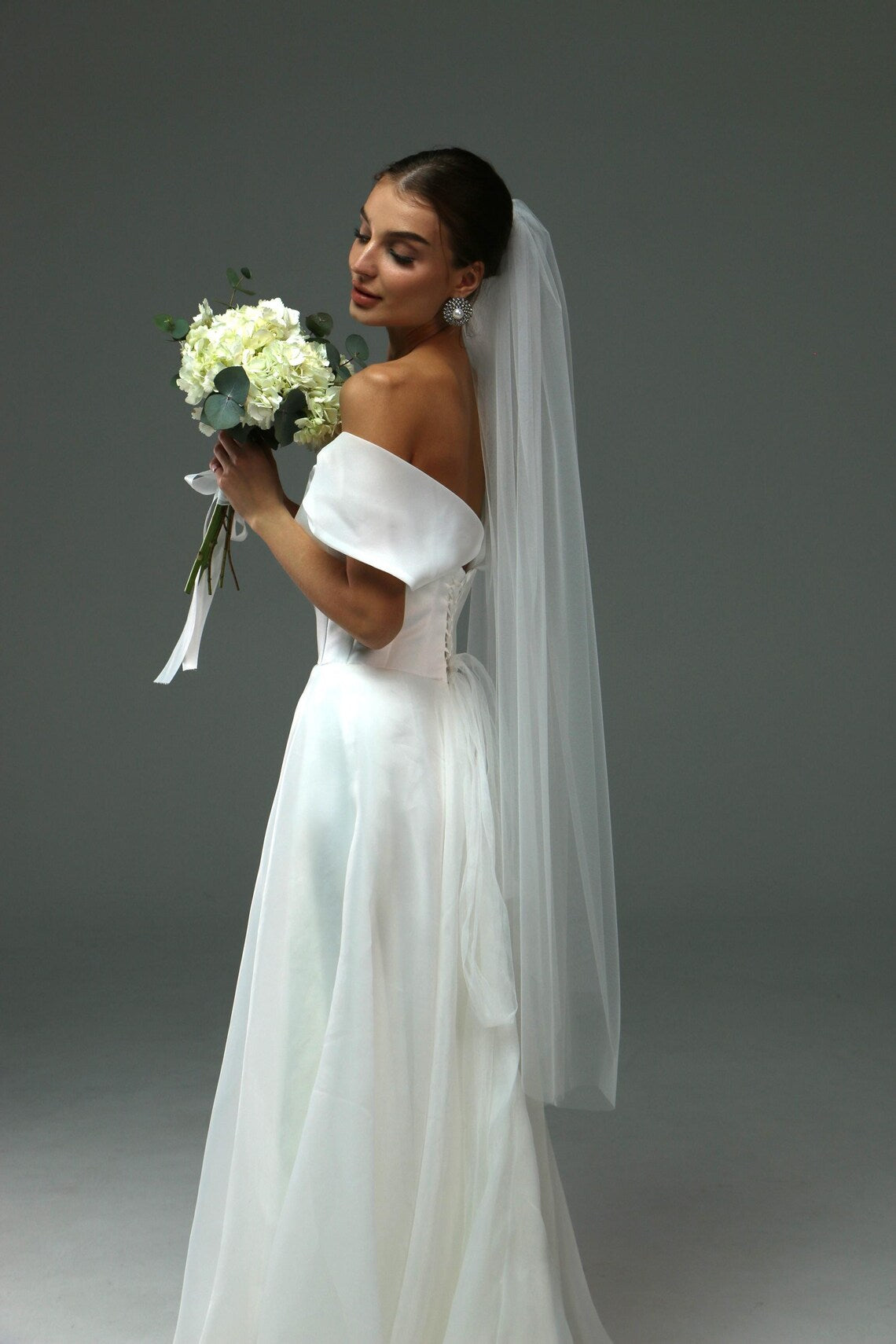 Soft Single-Tier Bridal Veil