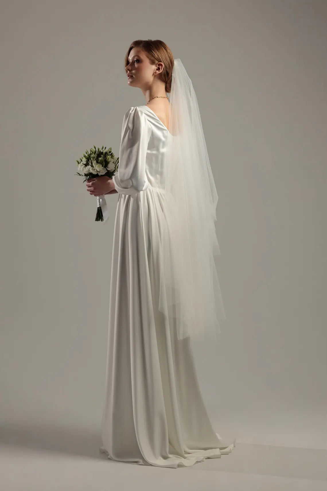 Two-Tier Cut Edge Veil with Blusher