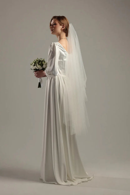 Two-Tier Cut Edge Veil with Blusher