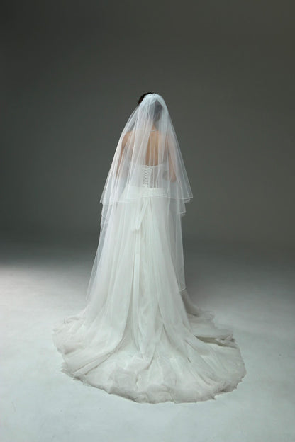 Two-Tier Pencil Edge Veil with Blusher