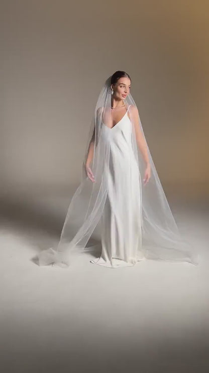 Soft Veil with Pencil Edging